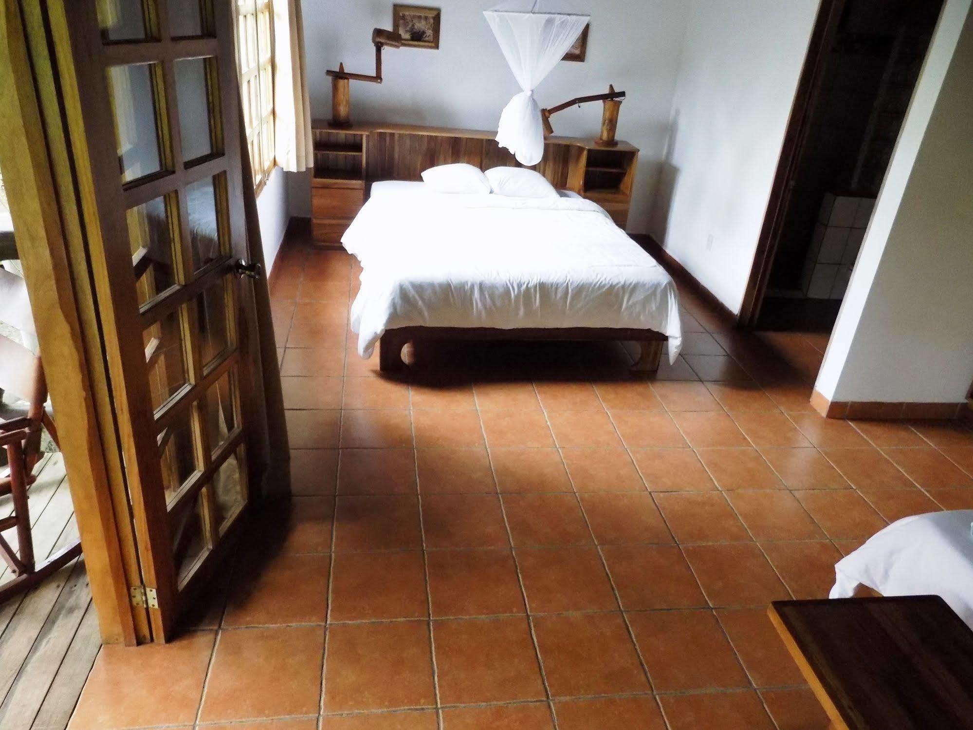 Rancho Margot Sustainable & Self Sufficient Eco Lodge El Castillo Exterior photo